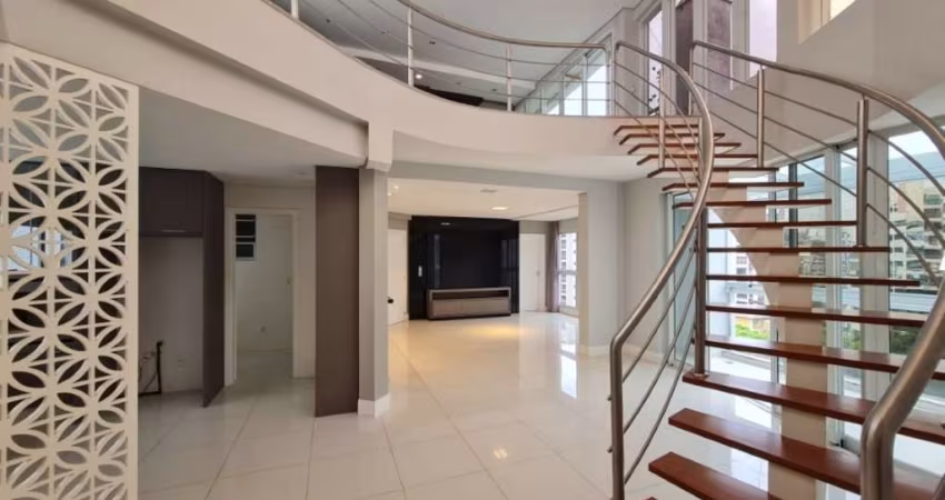 Apartamento com 4 quartos para alugar na Avenida Trompowsky, 373, Centro, Florianópolis
