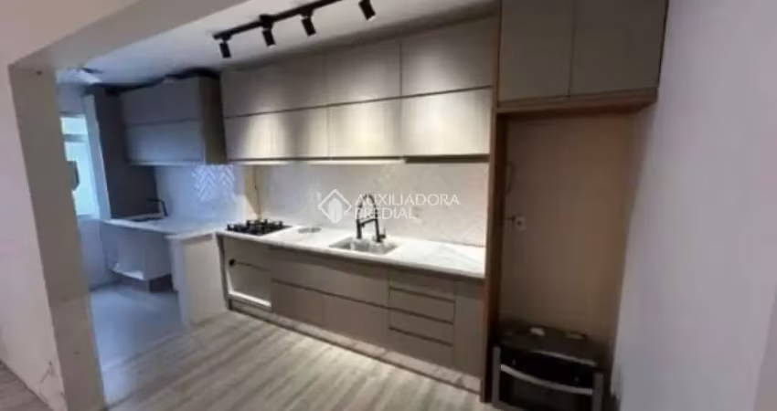Apartamento com 2 quartos para alugar na Rua Vereador Mário Coelho Pires, 701, Campinas, São José