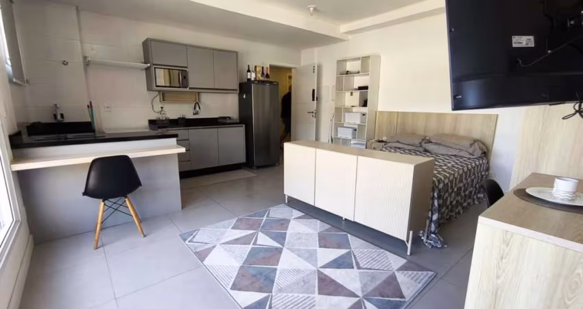 Apartamento com 1 quarto para alugar na Rua Júlio D'Acia Barreto, 161, Carvoeira, Florianópolis