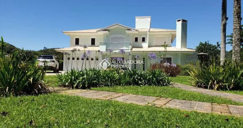 Casa com 6 quartos para alugar na Rua Bento Manoel Ferreira, 850, Ratones, Florianópolis