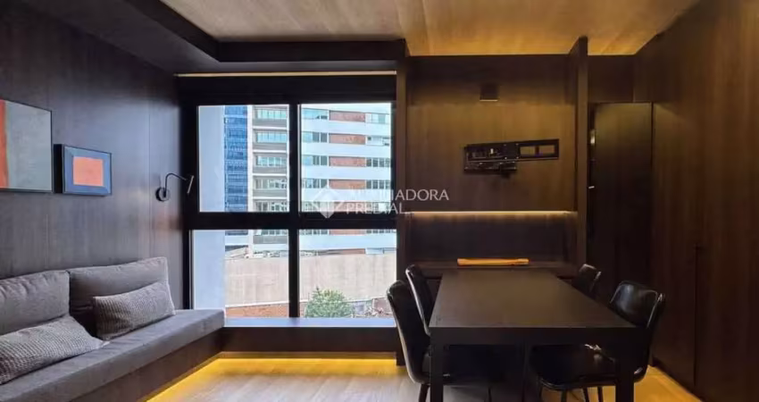 Apartamento com 1 quarto para alugar na Avenida Professor Othon Gama D'Eça, 624, Centro, Florianópolis