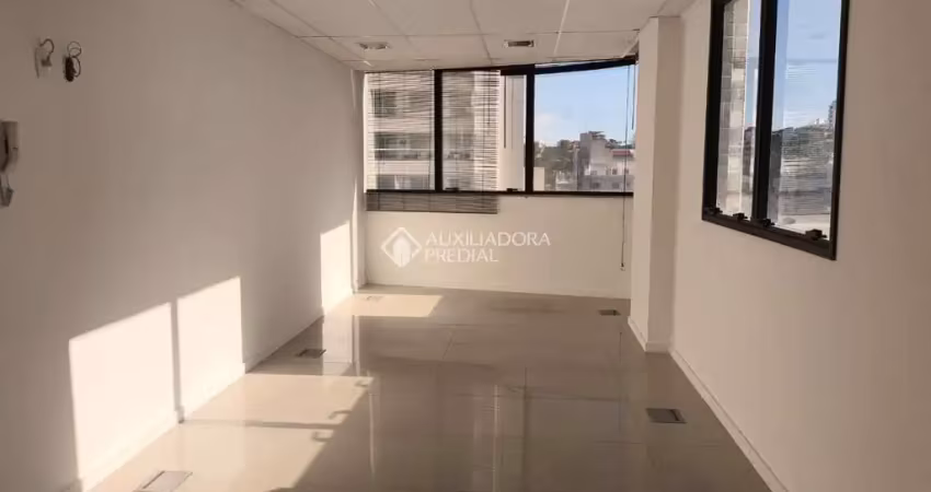 Sala comercial para alugar na Rua Doutor Heitor Blum, 310, Estreito, Florianópolis