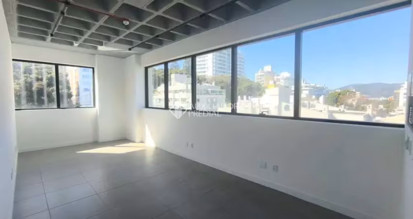 Sala comercial para alugar na Rodovia José Carlos Daux, 500, João Paulo, Florianópolis