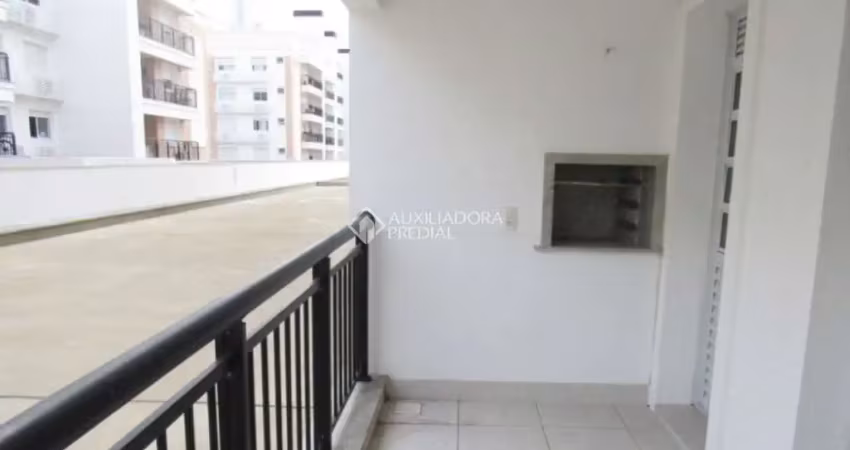 Apartamento com 3 quartos para alugar na Rua João Meirelles, 1451, Abraão, Florianópolis