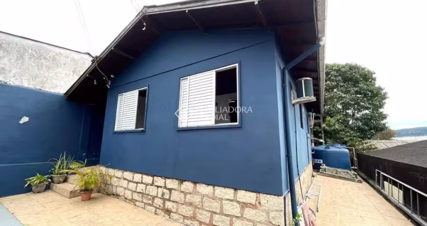 Casa com 2 quartos para alugar na Rua Oge Fortkamp, 257, Trindade, Florianópolis