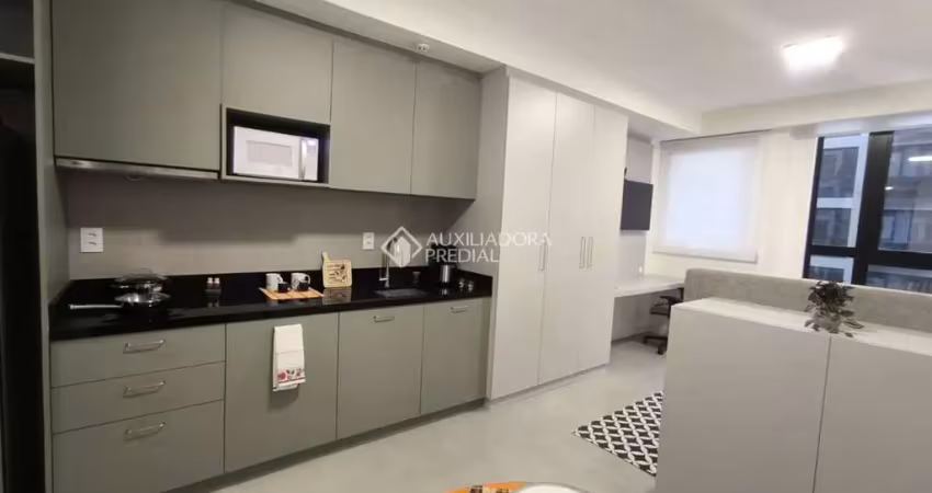 Apartamento com 1 quarto para alugar na Rua Professor Simão José Hess, 137, Trindade, Florianópolis