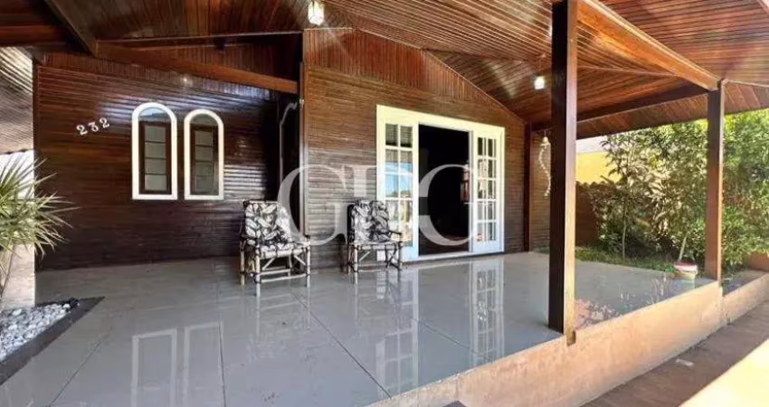 Casa com 3 quartos à venda na Nossa Senhora da Saúde, Caxias do Sul 