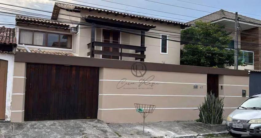 Casa com 4 dormitórios, 296 m² - venda por R$ 1.250.000 ou aluguel por R$ 6.167/mês - Jardim Flamboyant - Cabo Frio/RJ