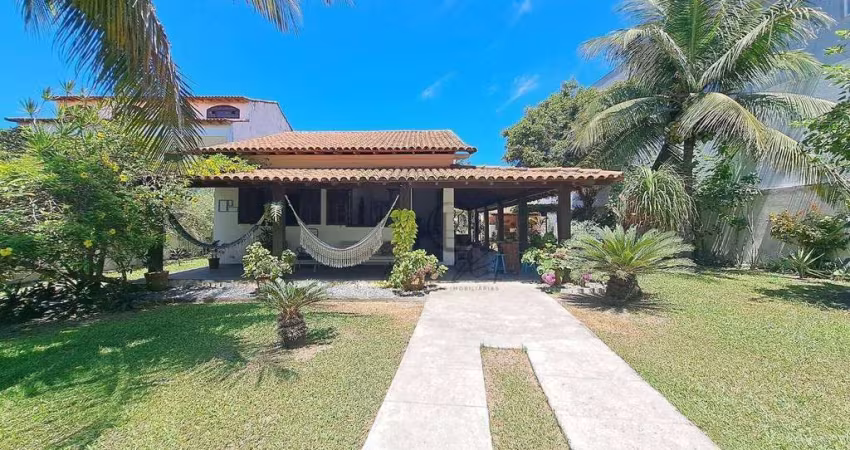 Casa com 2 dormitórios mais edícula à venda, 450 m² por R$ 895.000 - Peró - Cabo Frio/RJ