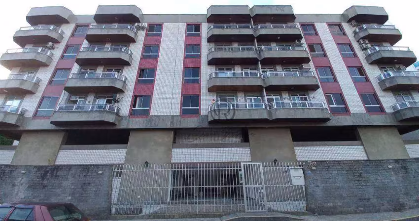 Apartamento com 2 dormitórios à venda, 105 m² por R$ 370.000,00 - Braga - Cabo Frio/RJ