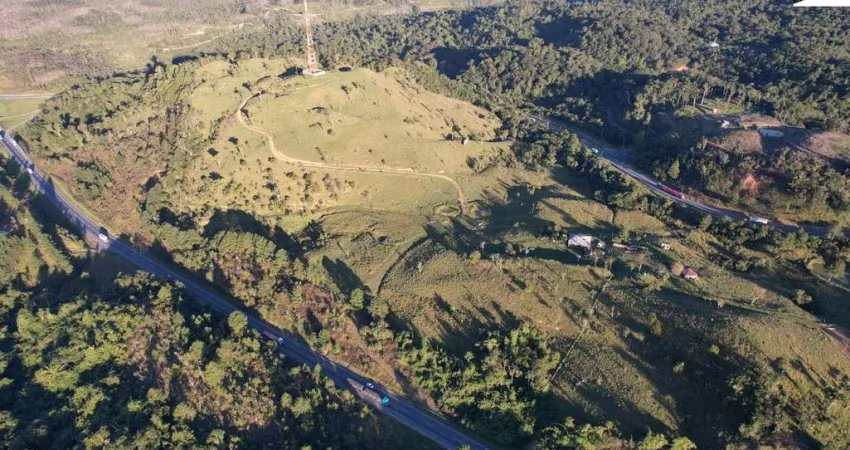 Sítio / Chácara para Venda no bairro BR 116 em CAMPINA GRANDE DO SUL, 3 quartos, 5 vagas, 421000 m² de área total, 421000 m² privativos,