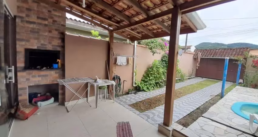 Sobrado para Venda no bairro COHAPAR II em MATINHOS, 3 quartos sendo 1 suíte, 2 vagas, Semi-Mobiliado, 183 m² de área total, 183 m² privativos,