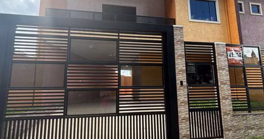 Sobrado para Locação Anual no bairro Centro em Araucária, 3 quartos sendo 1 suíte, 3 vagas, Sem Mobília, 110 m² de área total, 170 m² privativos,