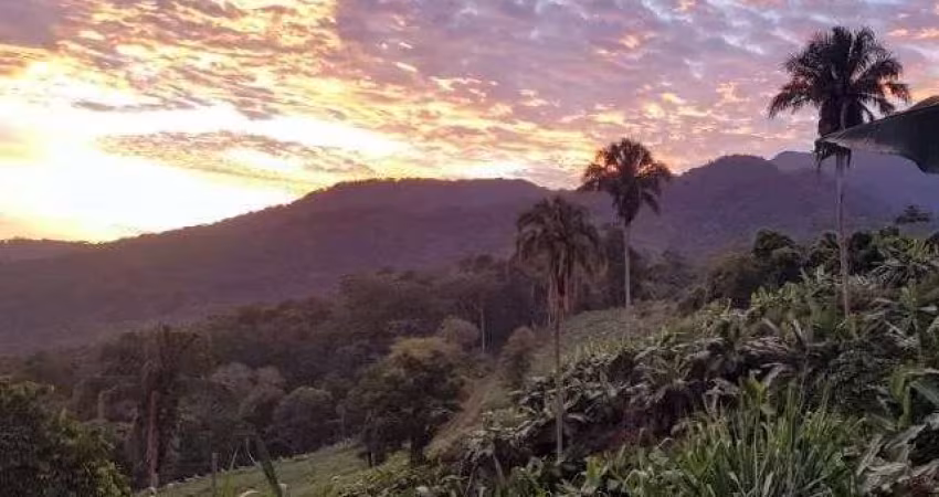 Sítio / Chácara para Venda no bairro zona rural em MORRETES , 2 quartos, 4 vagas, 330000 m² de área total, 330000 m² privativos,