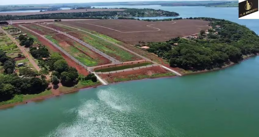 CASA  250M2/PORTEIRA FECHADA/ÓTIMA LOCALIZAÇÃO/IDEAL INVESTIDORES