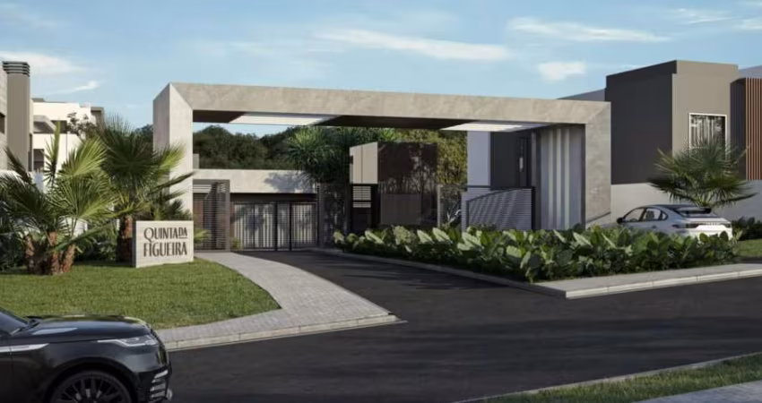 Casa para Venda no bairro Cascatinha em Curitiba, 4 quartos sendo 4 suítes, 4 vagas, 293 m² privativos,