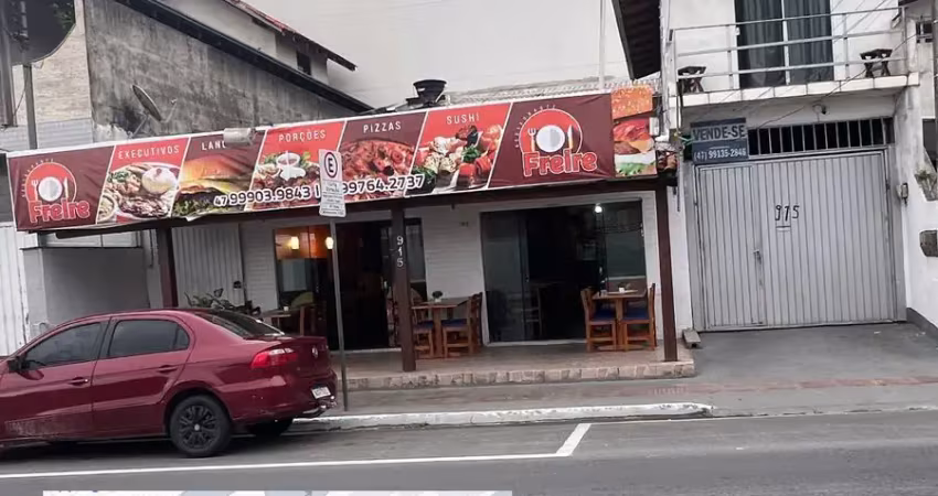 Casa à venda na Rua Alvin Bauer, 915, Centro, Balneário Camboriú