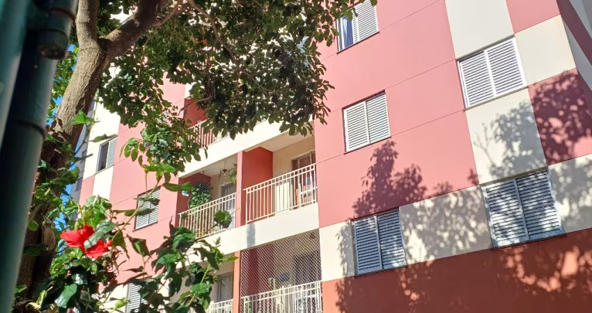 Excelente Apartamento Mobiliado R$2.500,00 -Venha Conhecer !!