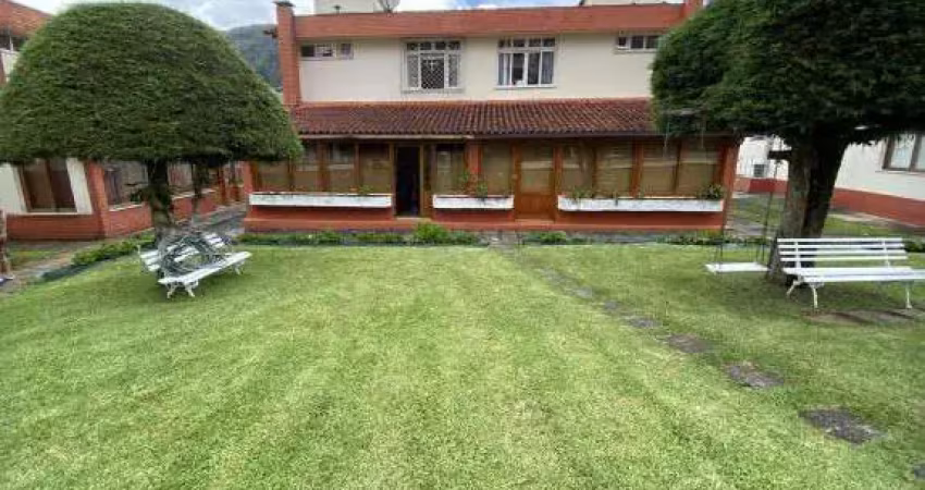 Casa em condomínio fechado com 3 quartos à venda no Alto, Teresópolis 