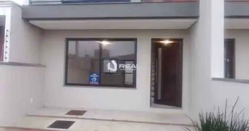 Lindo sobrado três dormitórios sendo uma suíte no Bairro Igara. Canoas.