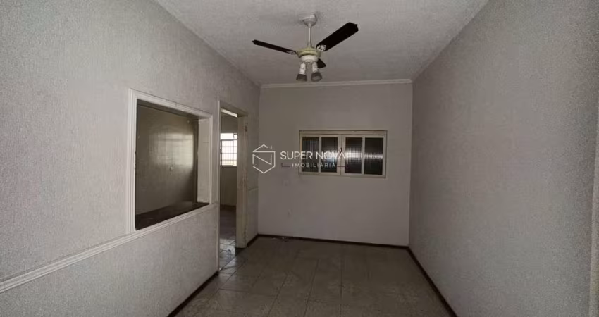 Casa com 3 quartos para alugar no Icaray, Araçatuba 