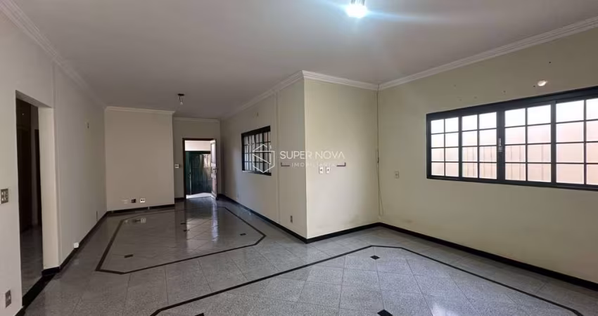 Casa com 3 quartos para alugar no Bairro das Bandeiras, Araçatuba 