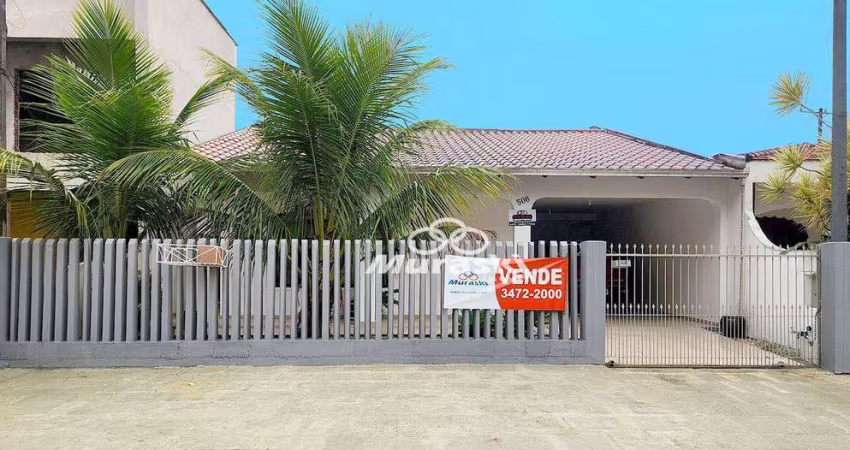 Casa com 3 dormitórios à venda, 130 m² por R$ 690.000,00 - Centro - Guaratuba/PR