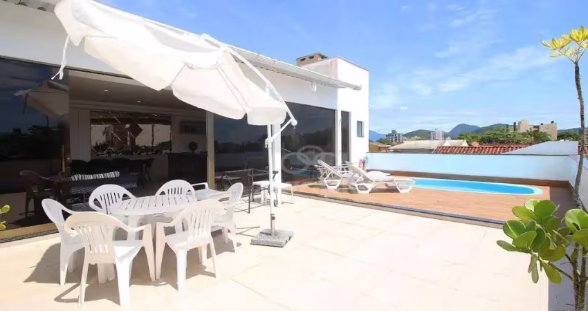 Casa com 6 dormitórios à venda, 370 m² por R$ 1.399.000,00 - Brejatuba - Guaratuba/PR
