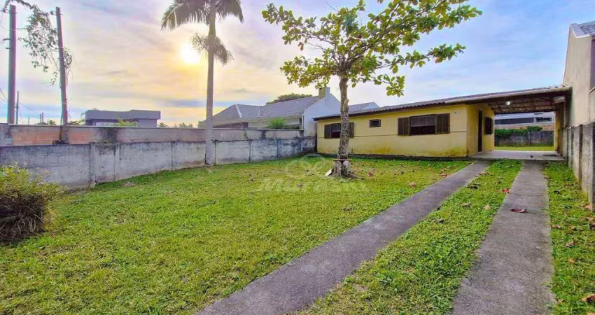 casa com 2 dormitórios e amplo terreno