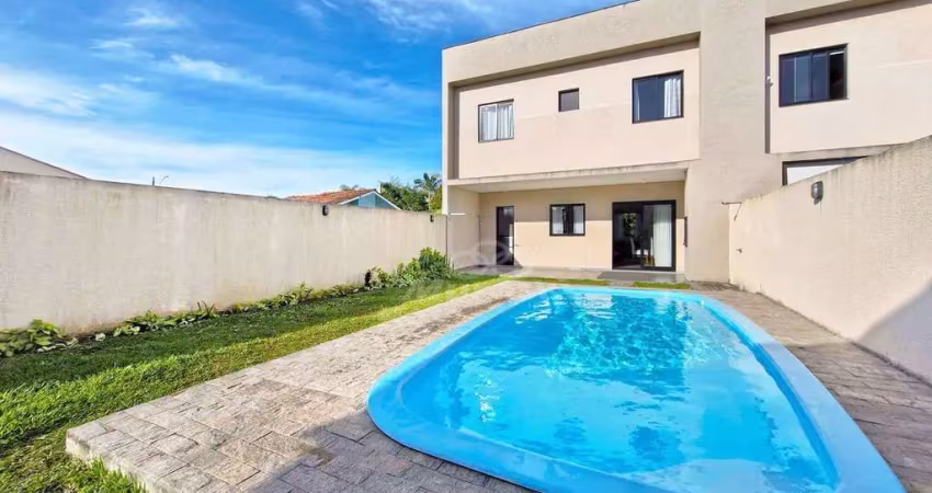 Sobrado com 3 dormitórios à venda, 122 m² por R$ 850.000,00 - Coroados - Guaratuba/PR