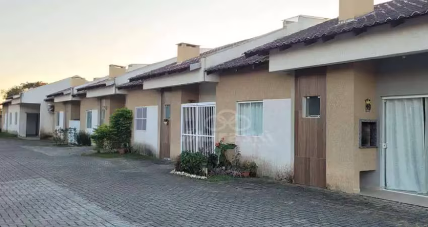 Casa com 2 dormitórios à venda, 49 m² por r$ 270.000,00 - piçarras - guaratuba/pr