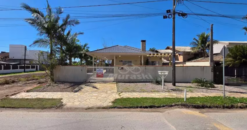 Casa com 3 dormitórios para alugar por r$ 700,00/dia - barra do saí - guaratuba/pr