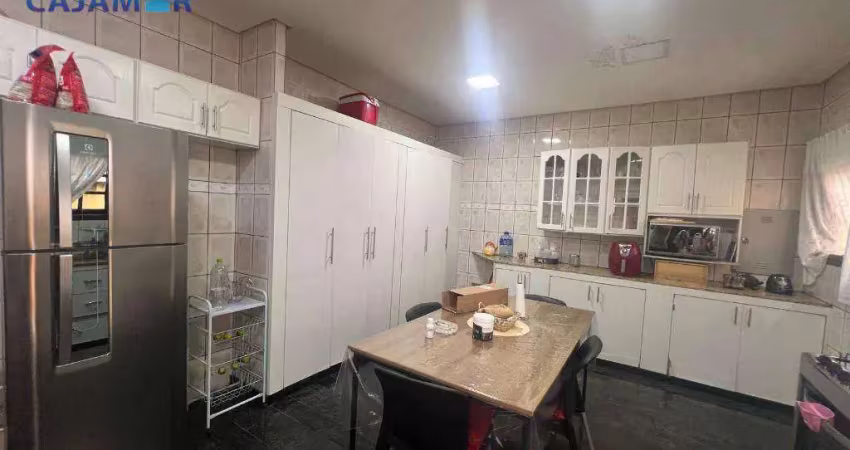 Casa com 4 dormitórios para alugar, 215 m² por R$ 4.950/mês - Polvilho - Cajamar/SP
