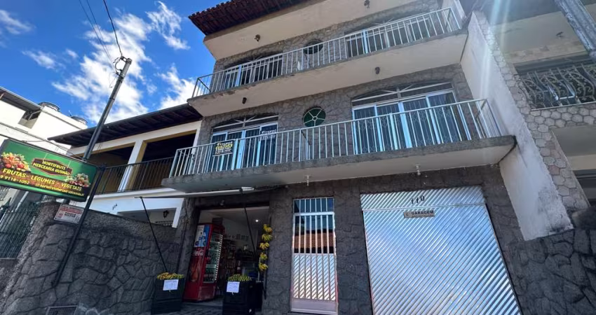Apartamento com 3 quartos à venda no bairro Democrata! Excelente oportunidade.