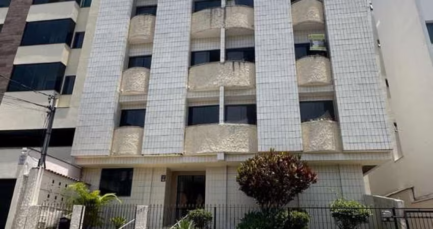Muito espaço, muito conforto e infinitas possibilidades te esperam nesta cobertura incrível!