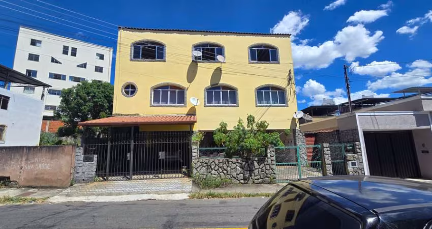 Apartamento 3 quartos - Bandeirantes