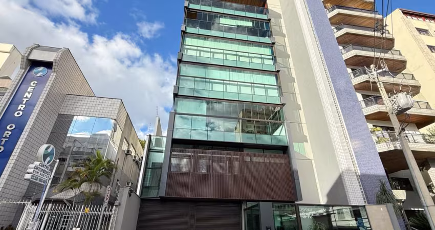 Sofisticação, exclusividade e localização nobre no Bom Pastor! Apartamento com 4 suíte e 3 vagas de garagem à venda.