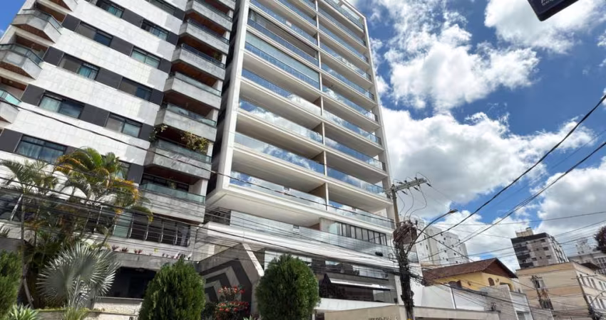Apartamento 4 quartos de 232 m² no bairro Santa Catarina!