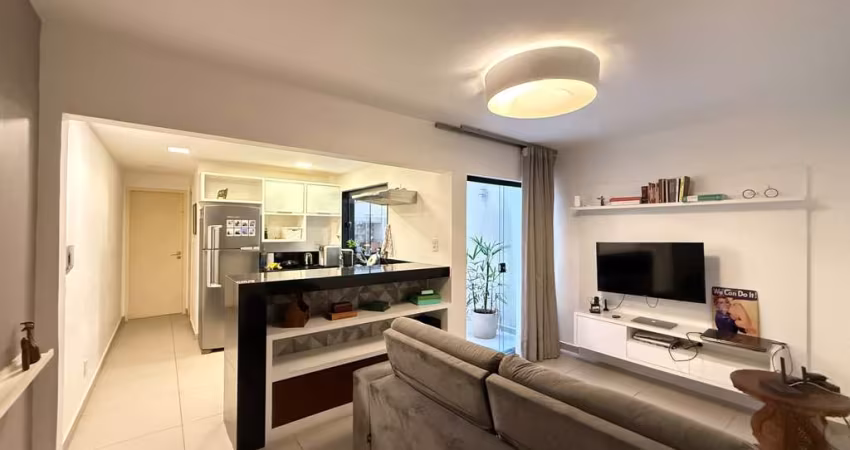 Um refúgio moderno, charmoso e com espaço de sobra para viver bem!
