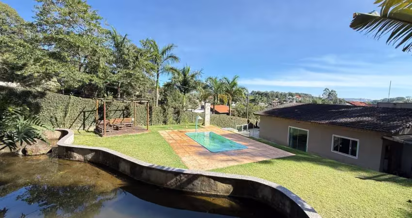 Viva o sonho da casa perfeita no condomínio fazendinhas do ipiranga! casa 3 quartos à venda esperando por você.