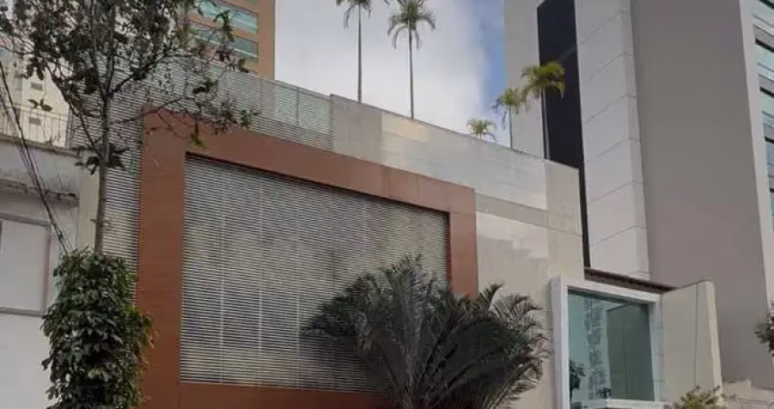 Luxo, exclusividade e conforto no coração da cidade! apartamento com 3 suítes à venda.