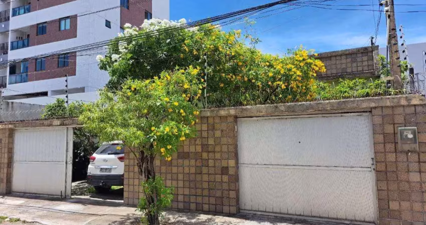 CASA À VENDA MADALENA