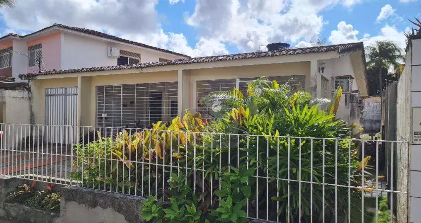 Casa com 3 quartos à venda na Rua Mário Bering, 41, Tamarineira, Recife