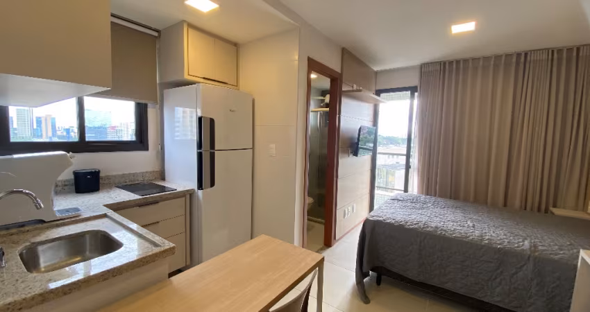 Alugo Anual lindo Studio com varanda mobiliado Caminho das Árvores