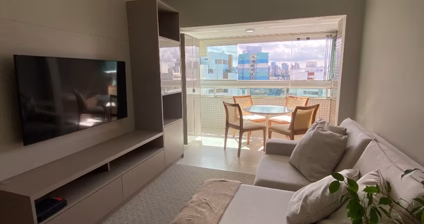 Lindo apartamento 2 quartos, 2 varandas, mobiliado, Itaigara