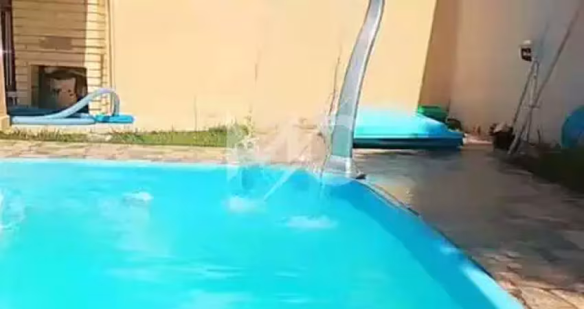 Casa com 2 quartos à venda no Parque Santo Antônio, Jacareí 