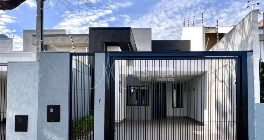 Casa Nova e com Três Dormitórios no Jardim Paris em Maringá.