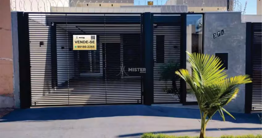 Casa à venda em Maringá, Jardim Colina Verde - 100m² - Churrasqueira e Quintal