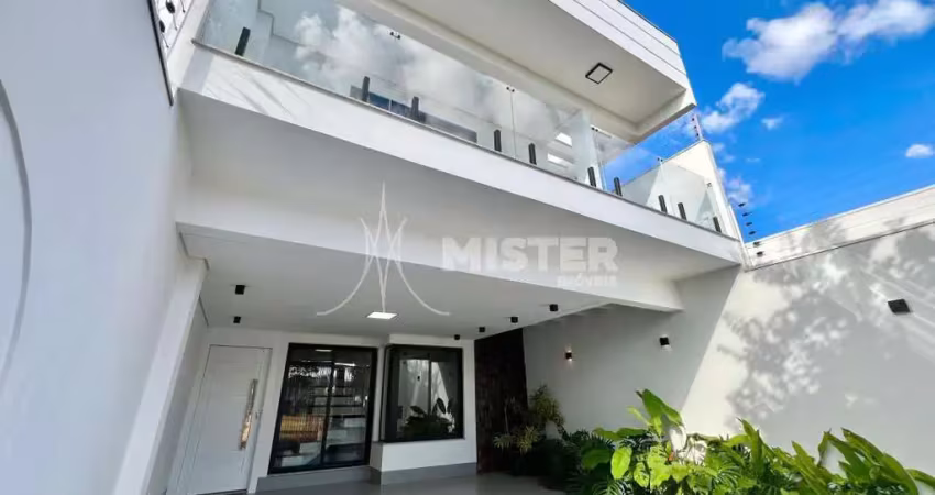 Casa Sobrado com 3 suítes e planejados Maringá, Jardim Tóquio - Venda