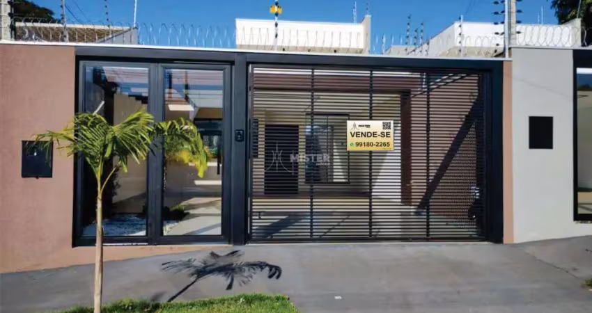 Casa à venda em Maringá, Jardim Alvorada - Com Piscina e Área de Lazer